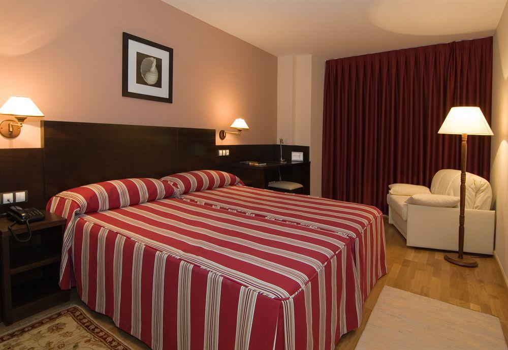 Hotel Castro Real Oviedo Luaran gambar