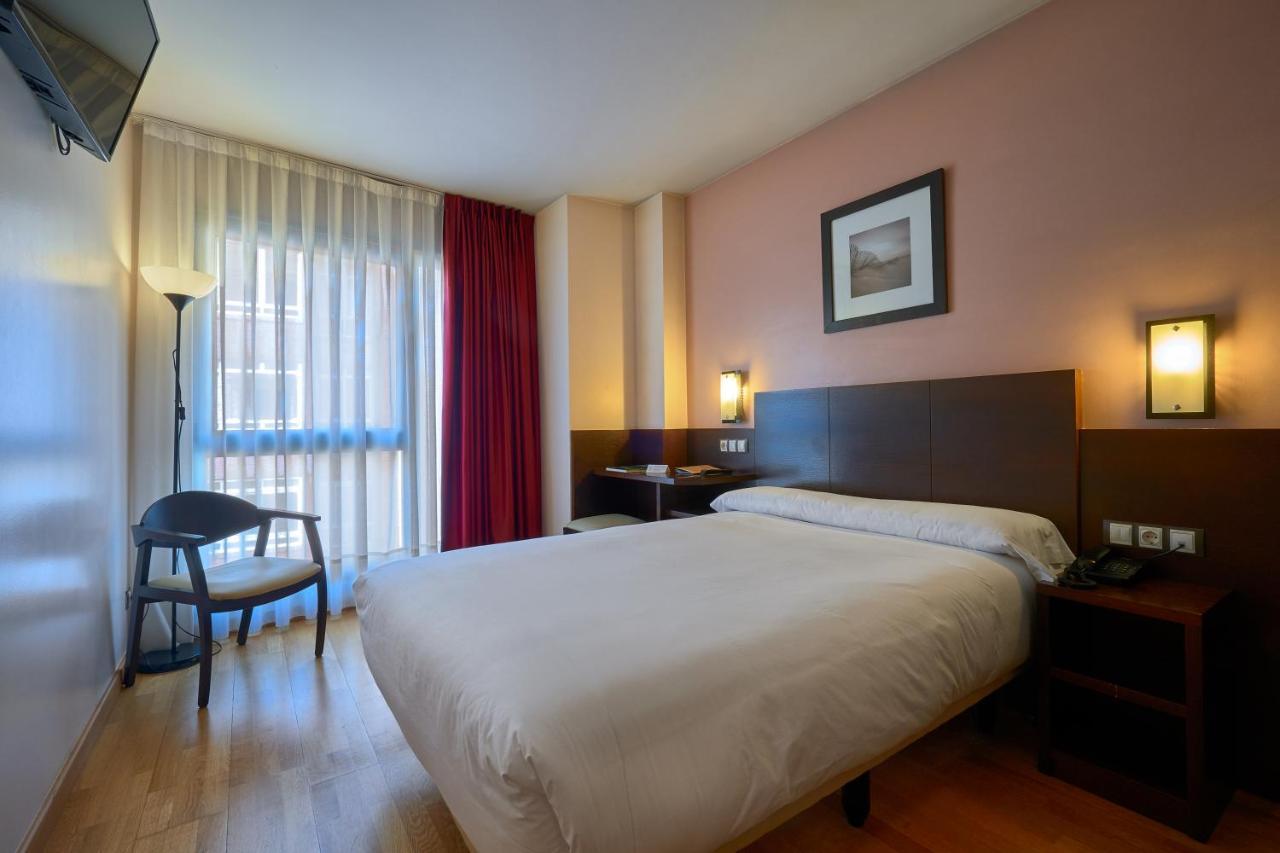 Hotel Castro Real Oviedo Luaran gambar
