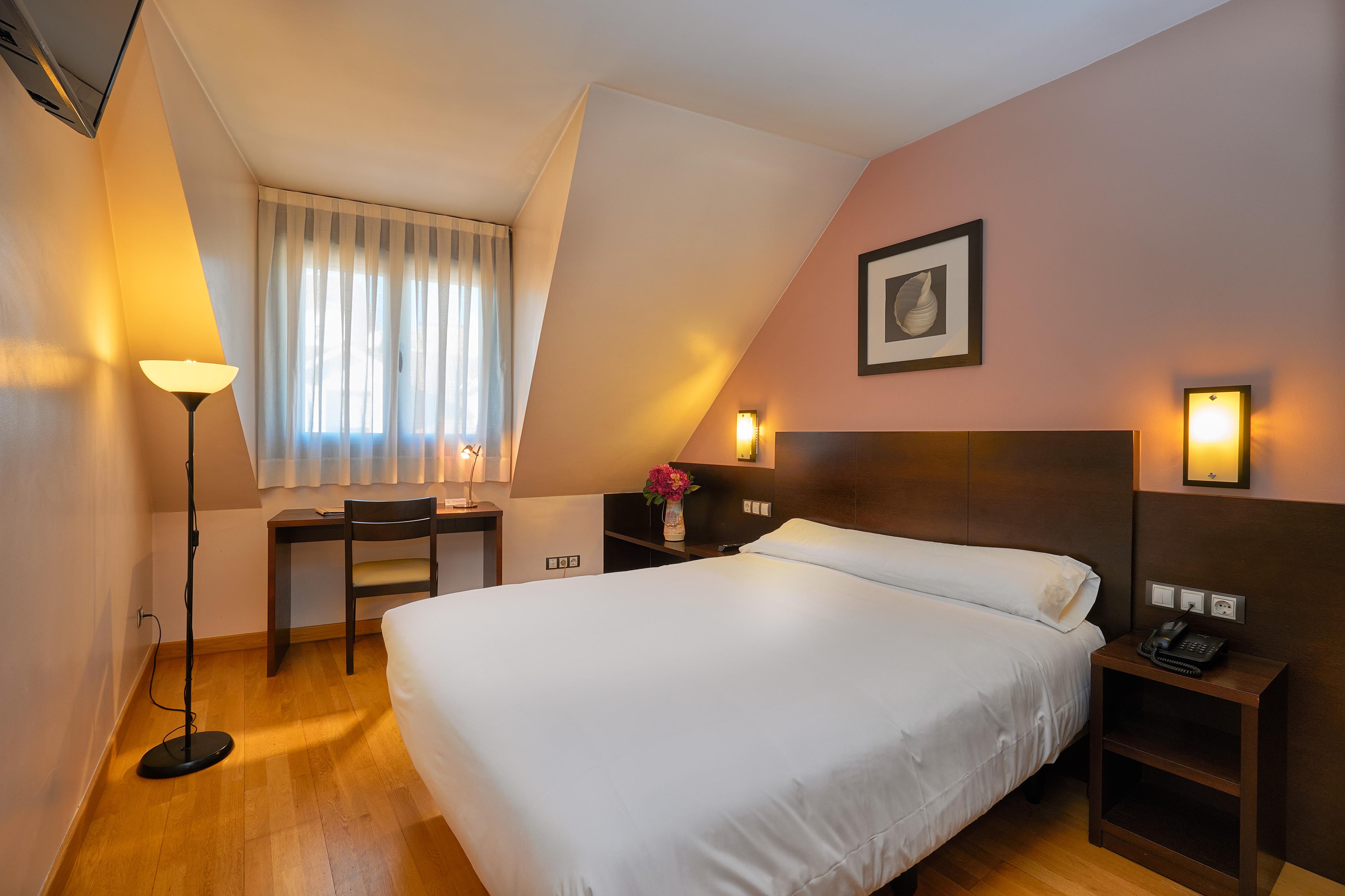 Hotel Castro Real Oviedo Luaran gambar