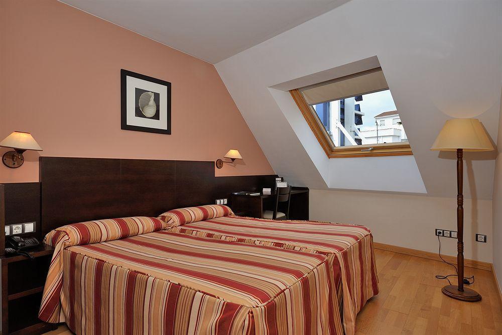 Hotel Castro Real Oviedo Luaran gambar