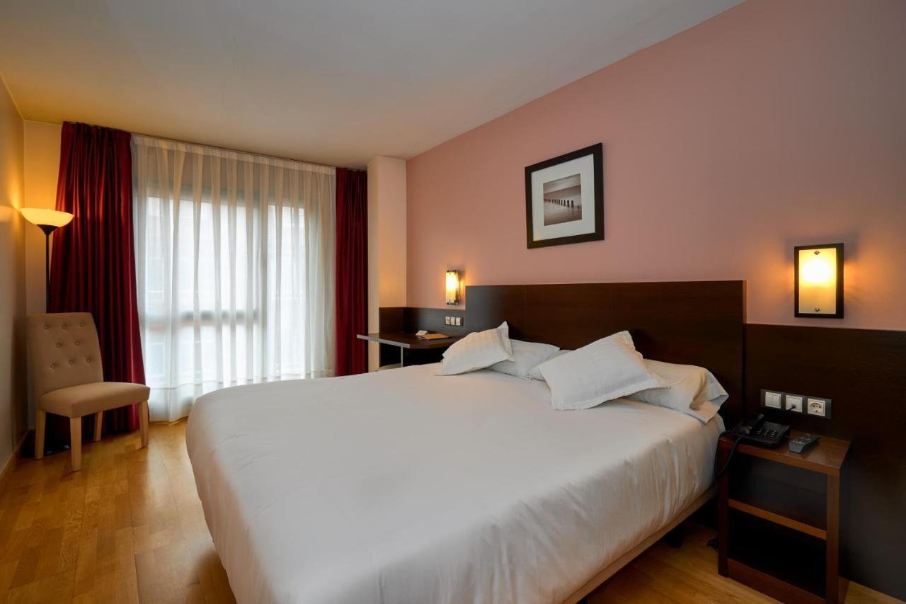 Hotel Castro Real Oviedo Luaran gambar