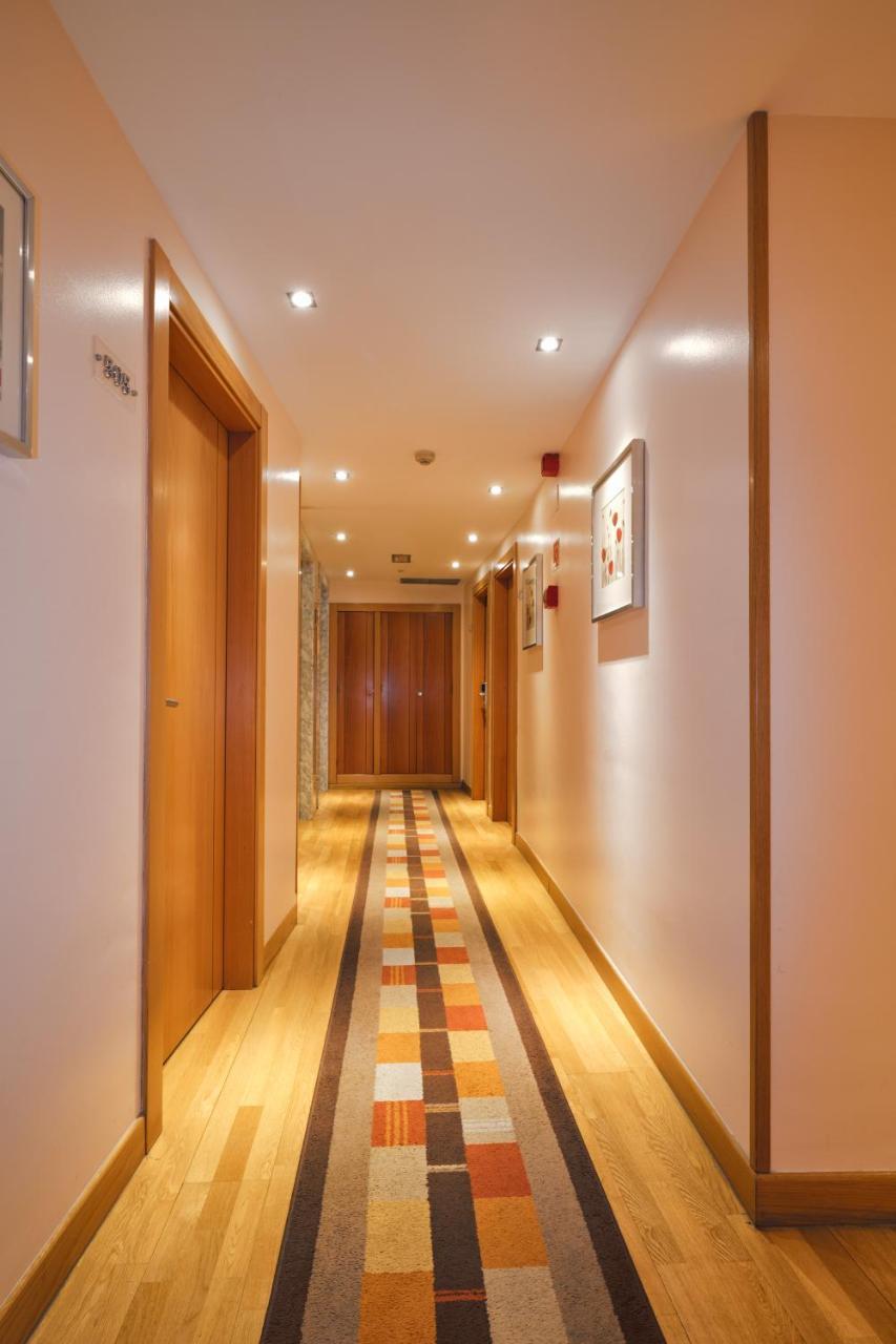 Hotel Castro Real Oviedo Luaran gambar